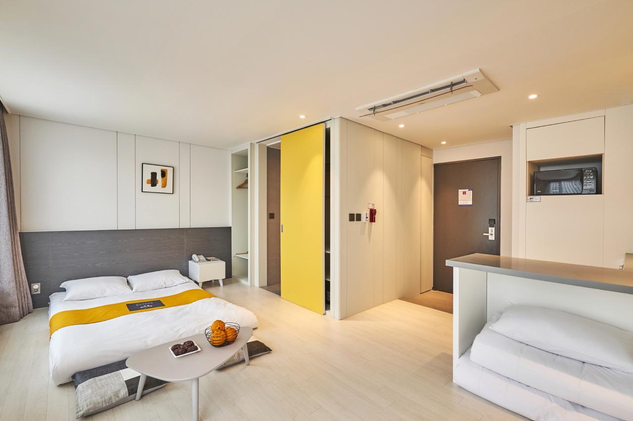 Chason Hotel The Smile Seogwipo-stad Buitenkant foto