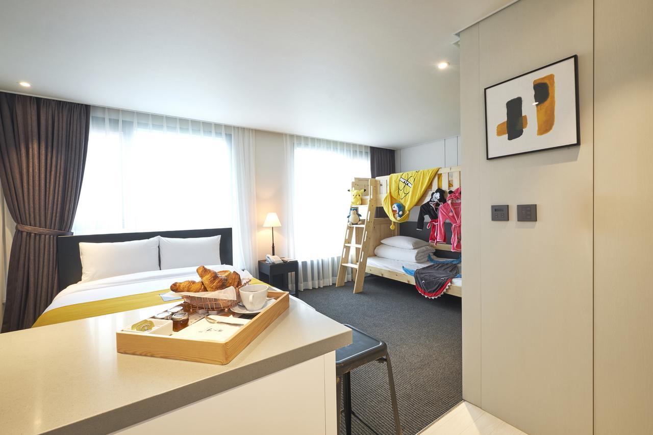 Chason Hotel The Smile Seogwipo-stad Buitenkant foto