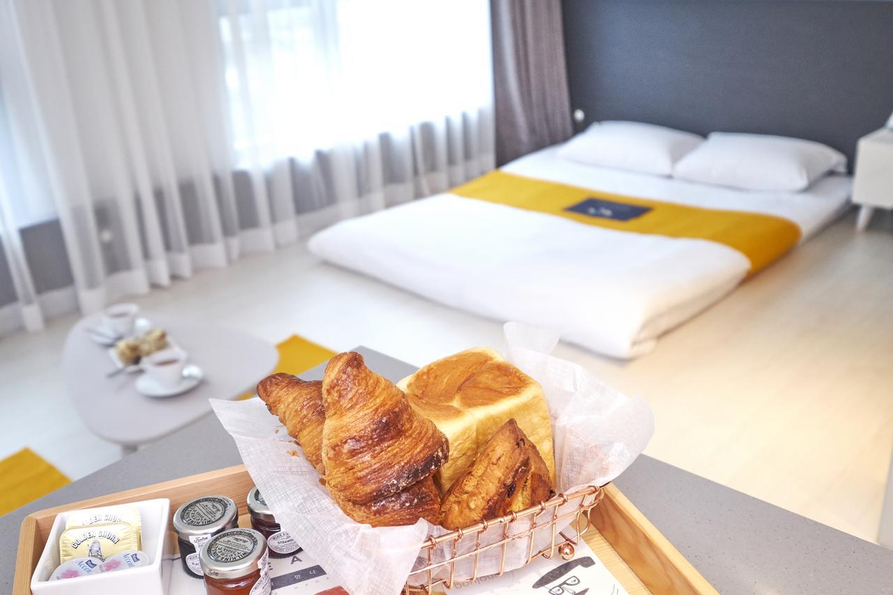 Chason Hotel The Smile Seogwipo-stad Buitenkant foto